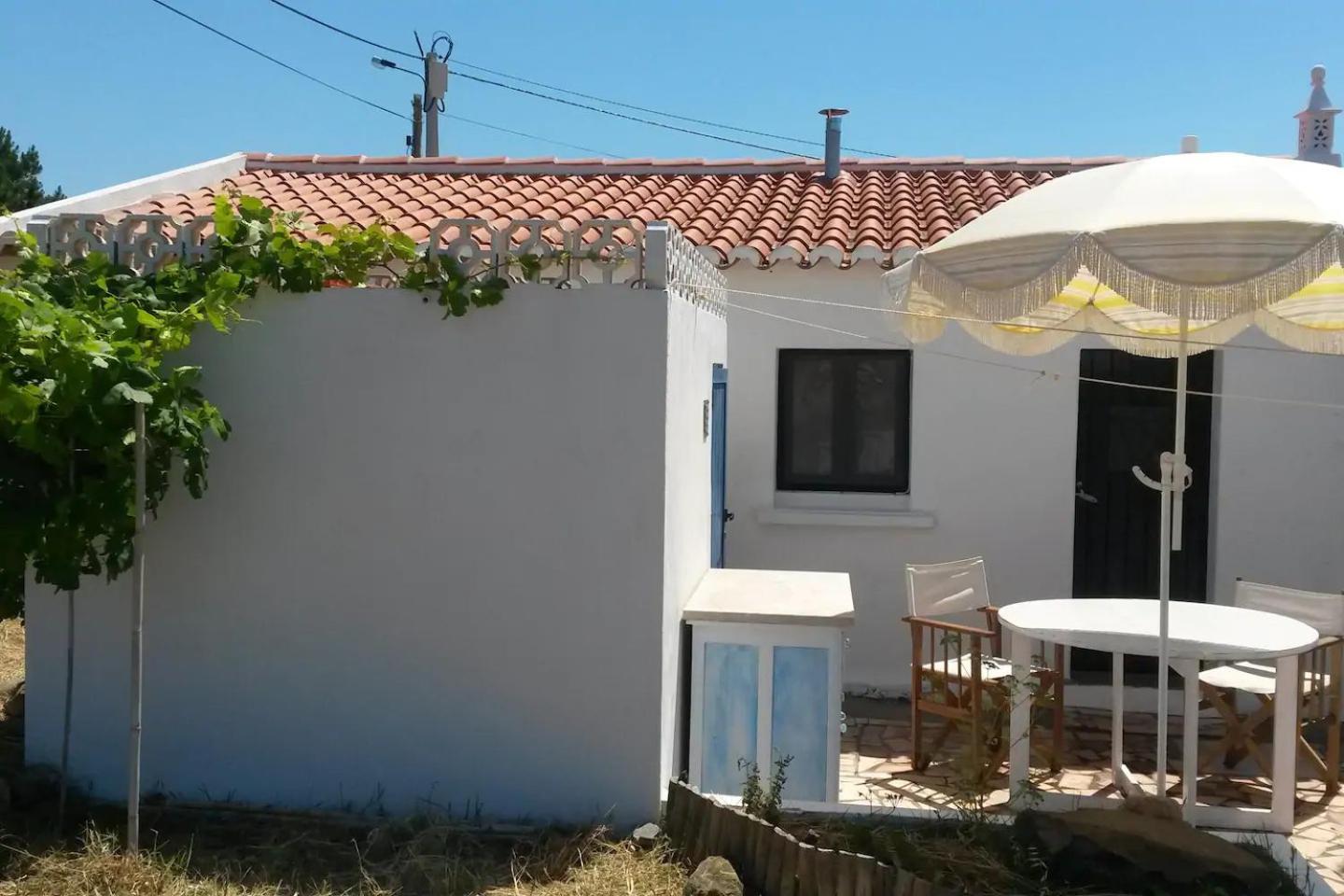 Blue House At Wild Coast - Сasa de vacaciones
